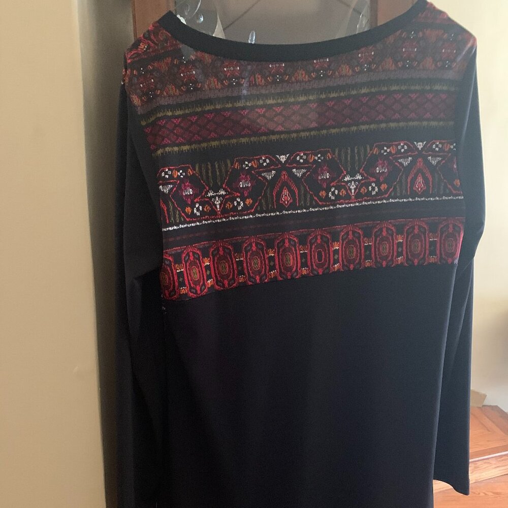 Tunic Size Medium - Picture 3 of 4